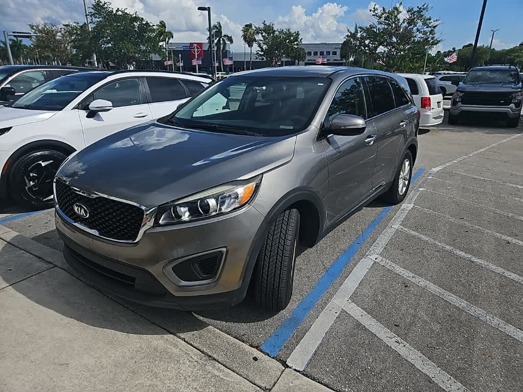 Thumbnail: 2016 Kia Sorento - 5
