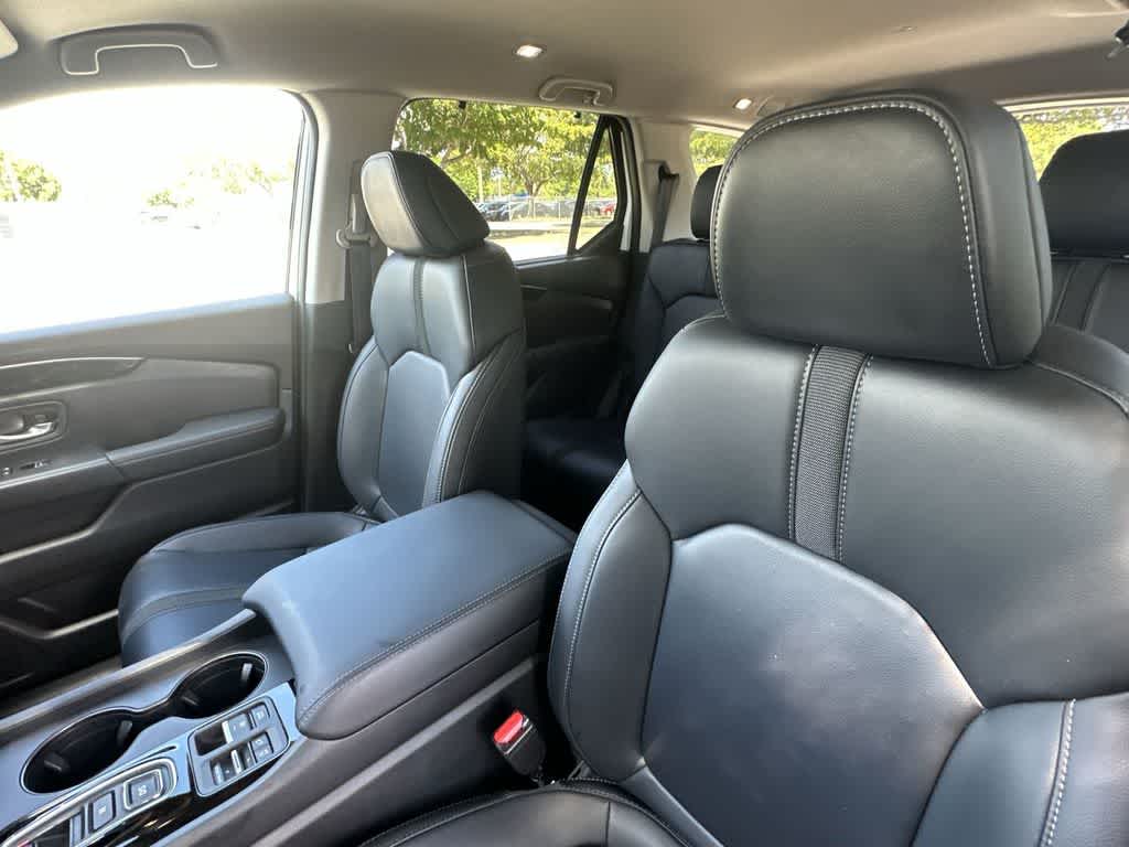 Thumbnail: 2023 Honda Pilot - 15