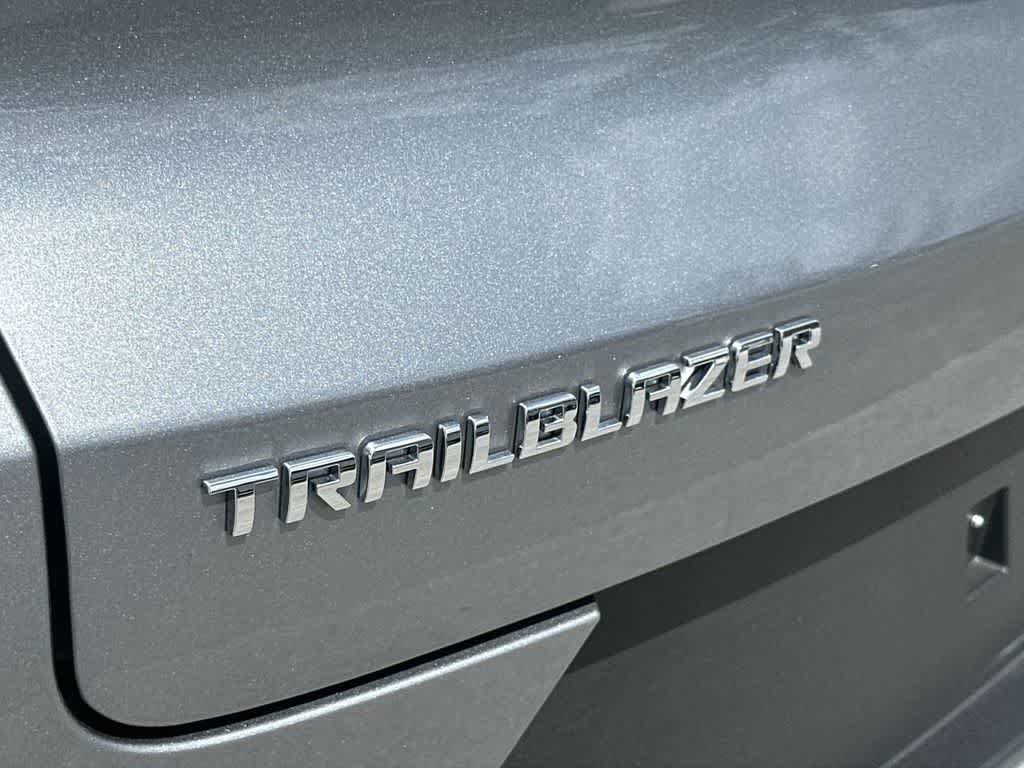Thumbnail: 2025 Chevrolet TrailBlazer - 10