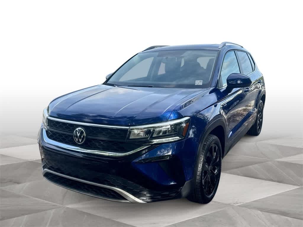 Thumbnail: 2022 Volkswagen Taos - 4