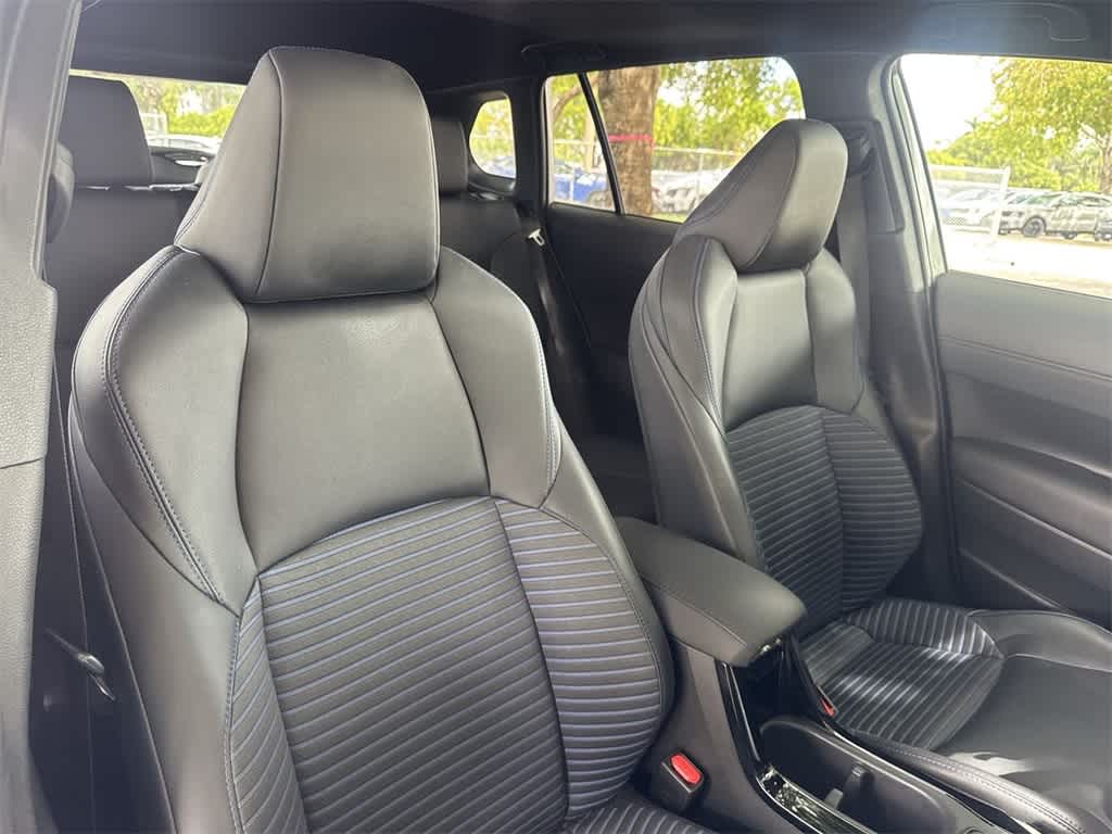 Thumbnail: 2023 Toyota Corolla Cross - 27