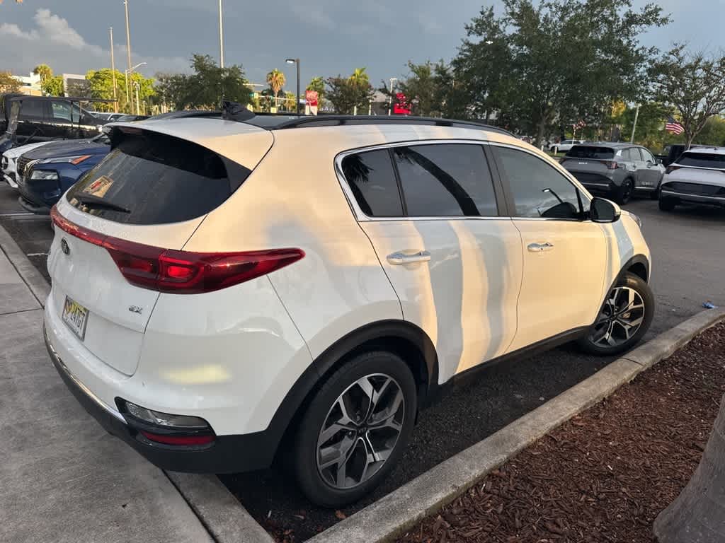 Thumbnail: 2022 Kia Sportage - 4