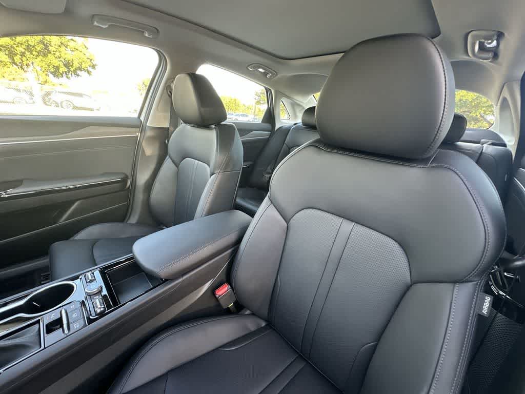 Thumbnail: 2026 Kia K5 - 14