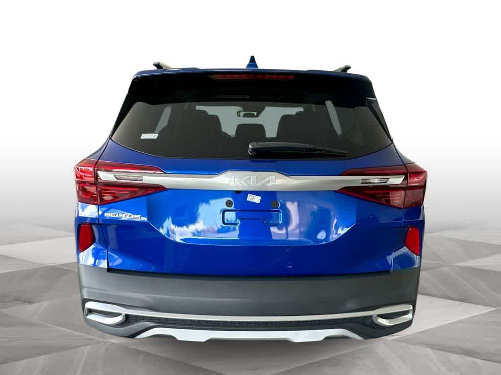 Thumbnail: 2023 Kia Seltos - 7
