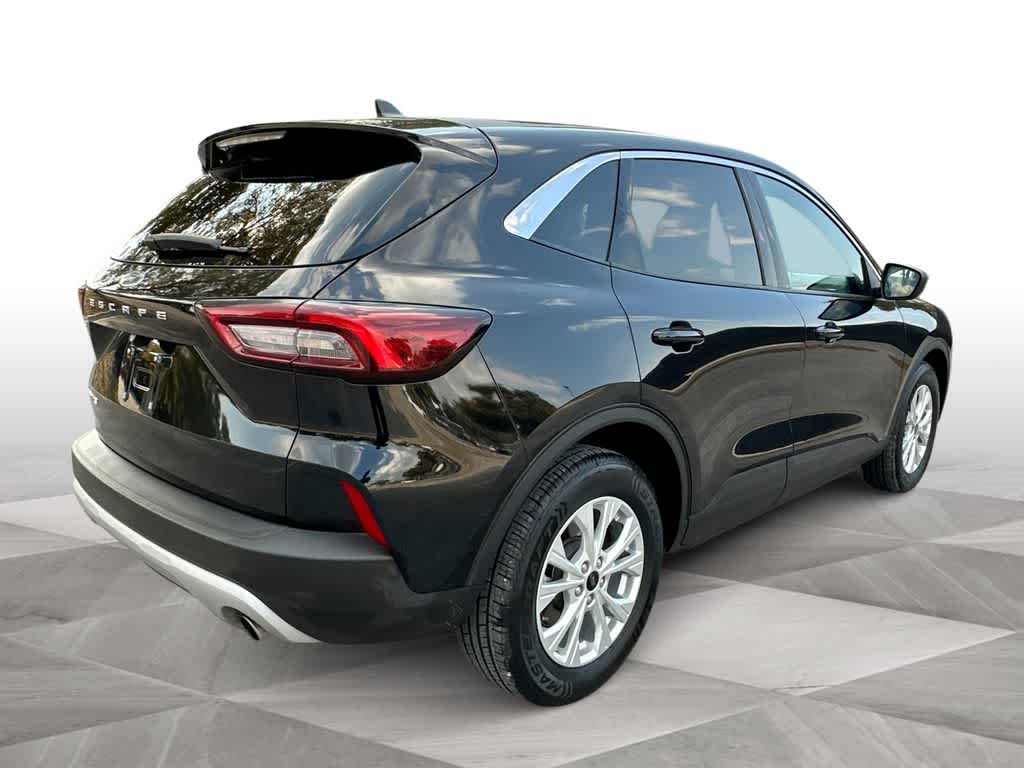 Thumbnail: 2024 Ford Escape - 8
