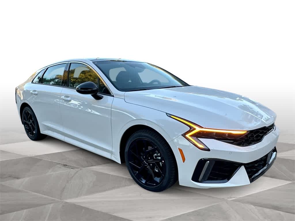 Thumbnail: 2026 Kia K5 - 2