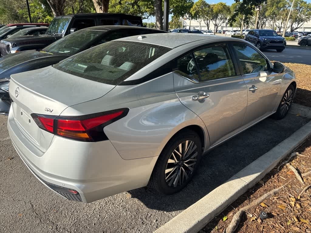 Used 2023 Nissan Altima 2.5 SV Sedan