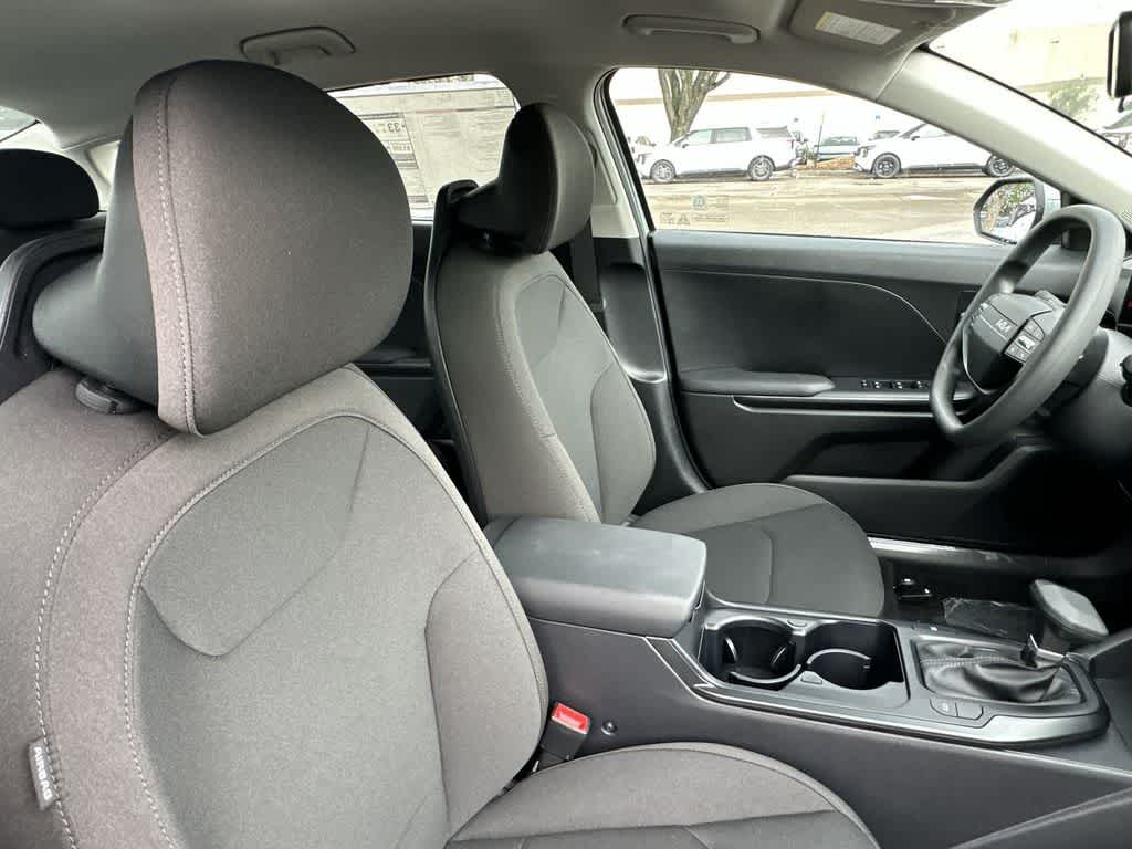 Thumbnail: 2026 Kia K4 - 27