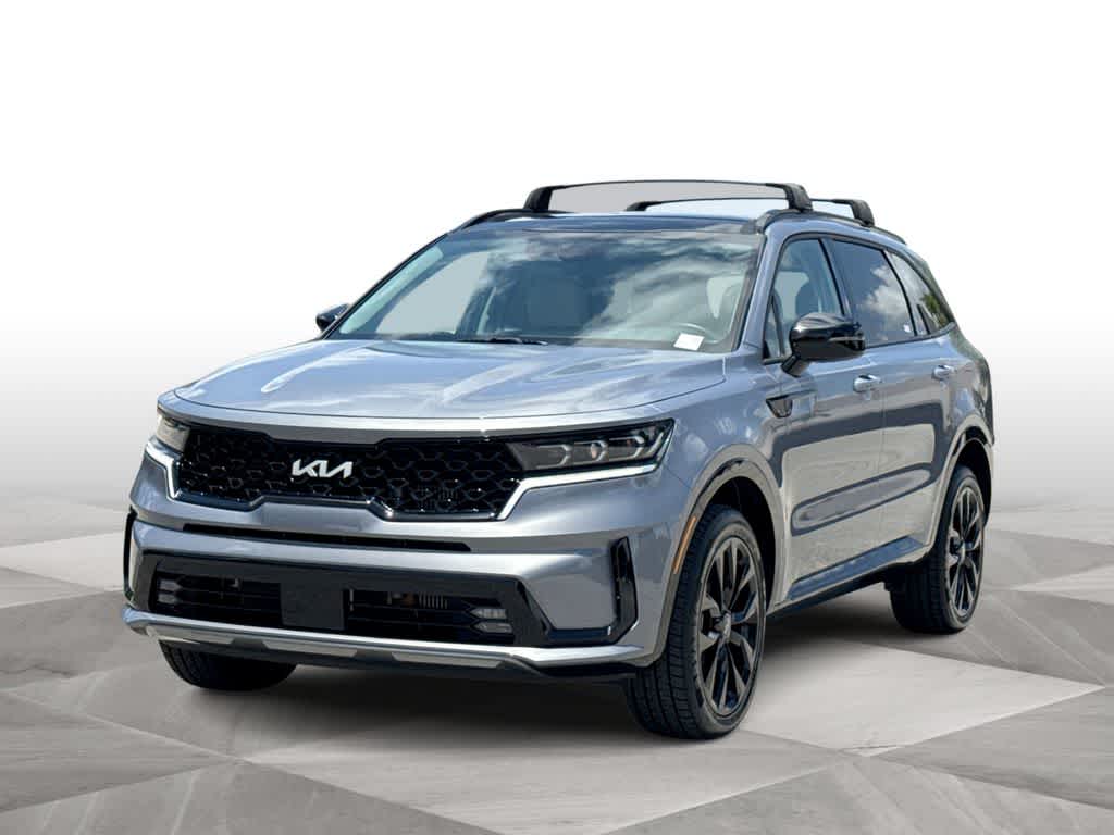 Thumbnail: 2023 Kia Sorento - 4