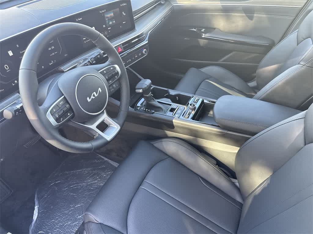 Thumbnail: 2025 Kia K5 - 10