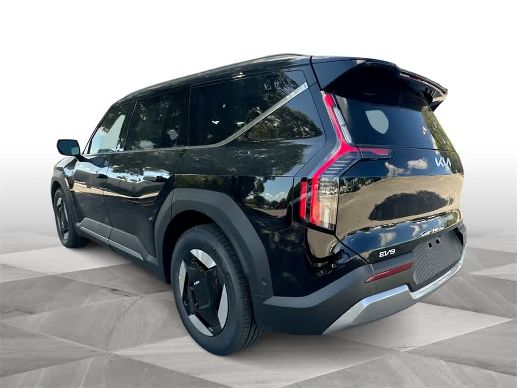 Thumbnail: 2026 Kia EV9 - 6