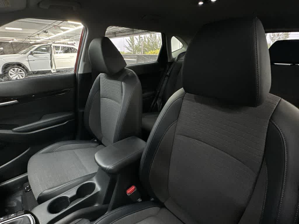 Thumbnail: 2023 Kia Seltos - 14