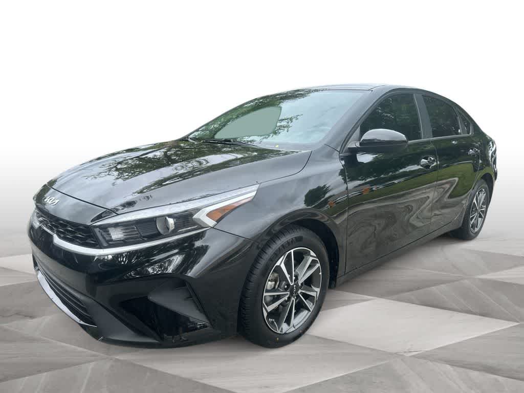 Thumbnail: 2023 Kia Forte - 1