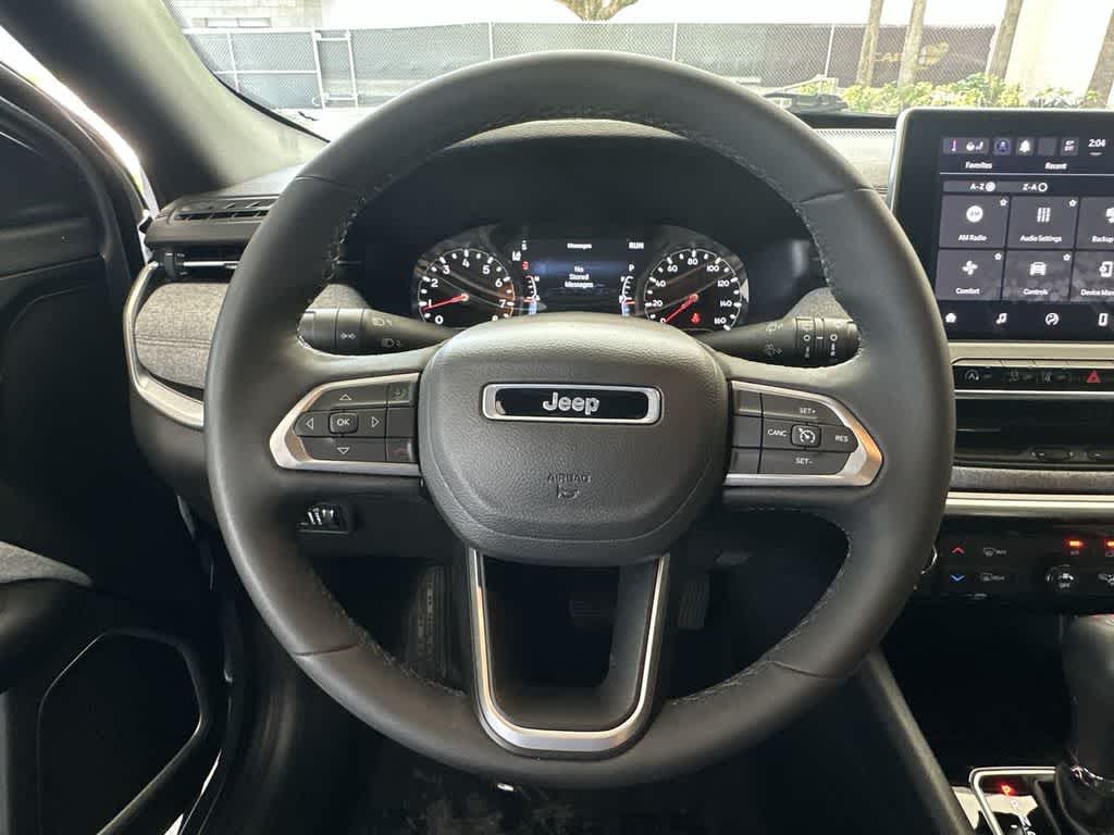 Thumbnail: 2023 Jeep Compass - 15