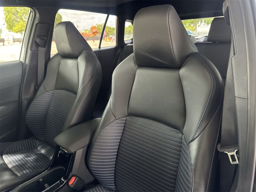 Thumbnail: 2023 Toyota Corolla Cross - 14