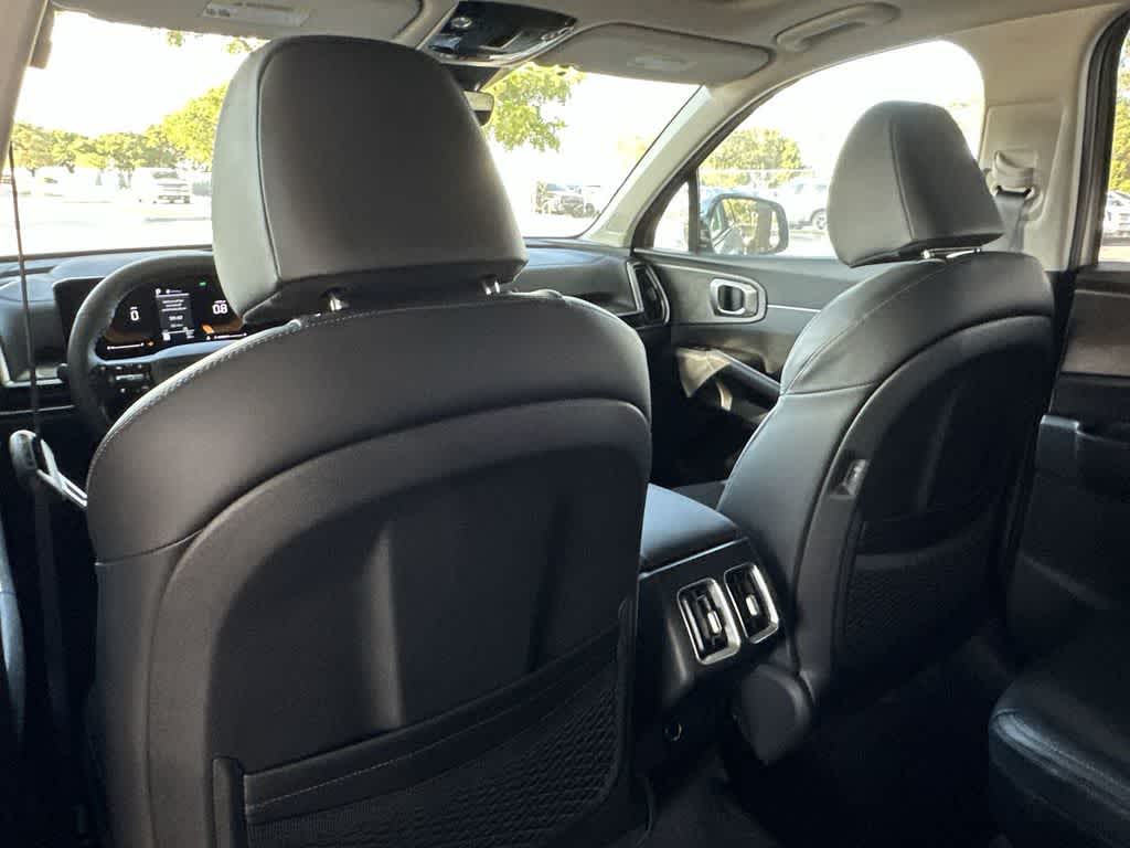 Thumbnail: 2026 Kia Sorento - 23