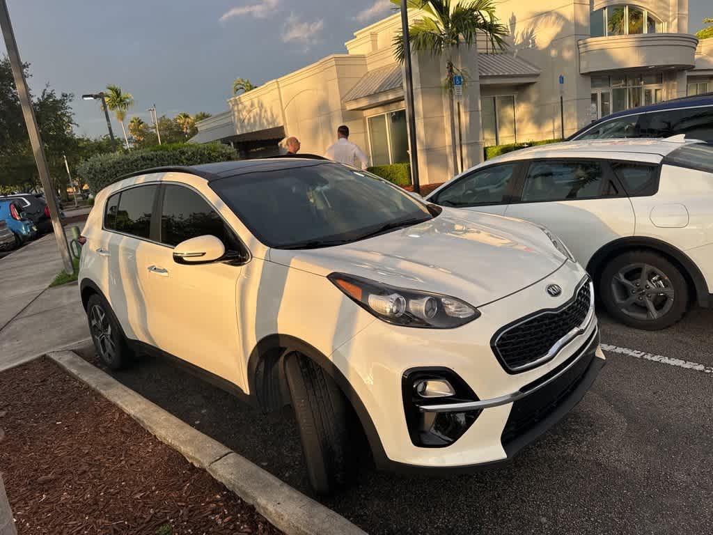 Thumbnail: 2022 Kia Sportage - 3
