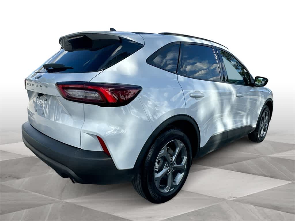 Thumbnail: 2025 Ford Escape - 8