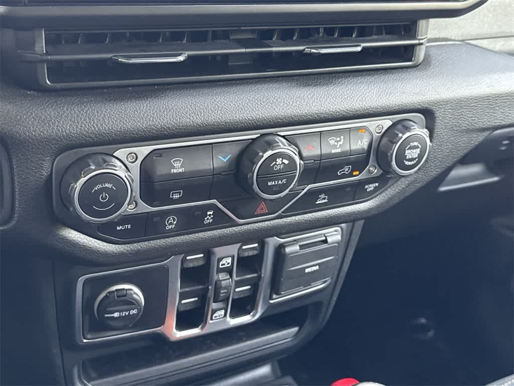 Thumbnail: 2024 Jeep Wrangler - 20