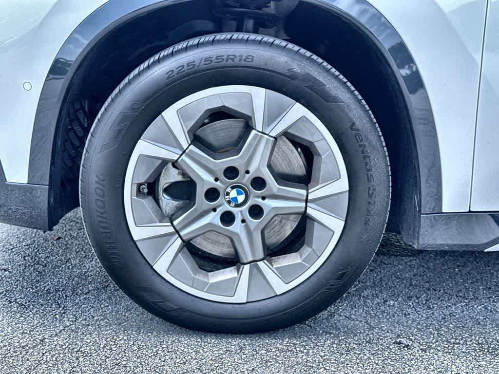 Thumbnail: 2026 BMW X1 - 11