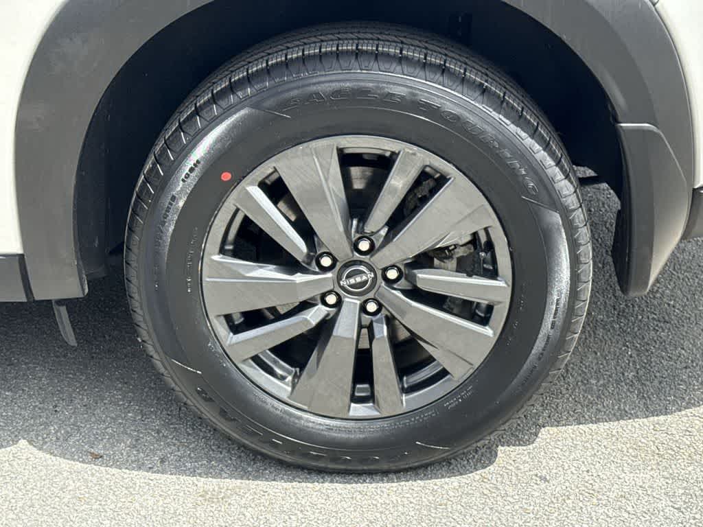 Thumbnail: 2024 Nissan Pathfinder - 11