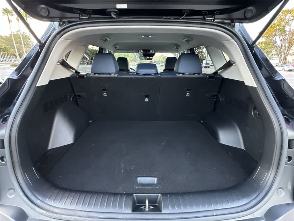 Thumbnail: 2024 Kia Seltos - 25