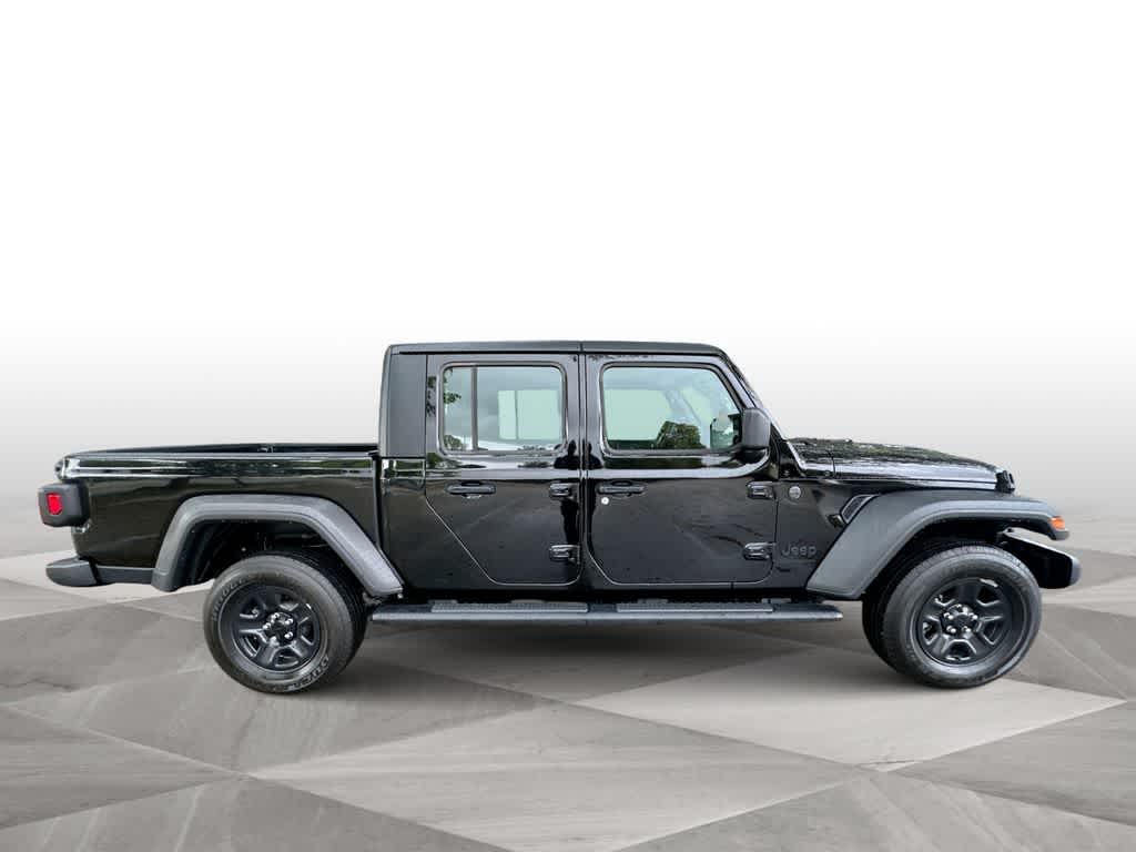 Thumbnail: 2025 Jeep Gladiator - 9