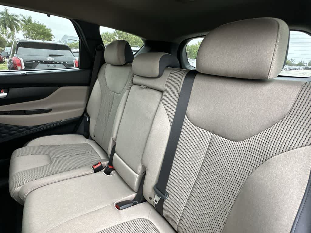 Thumbnail: 2021 Hyundai Santa Fe - 22