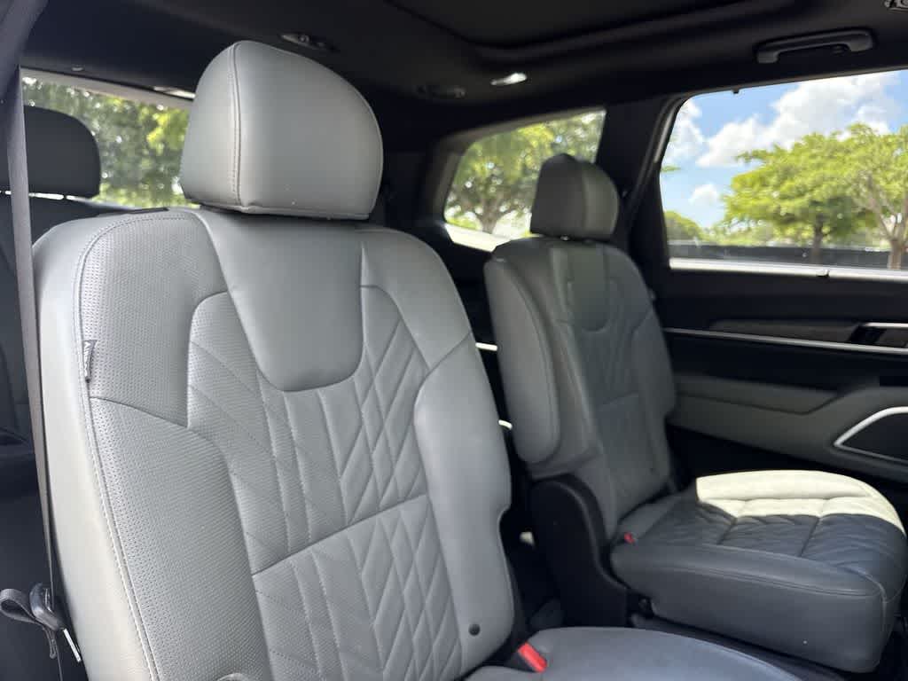 Thumbnail: 2023 Kia Telluride - 26
