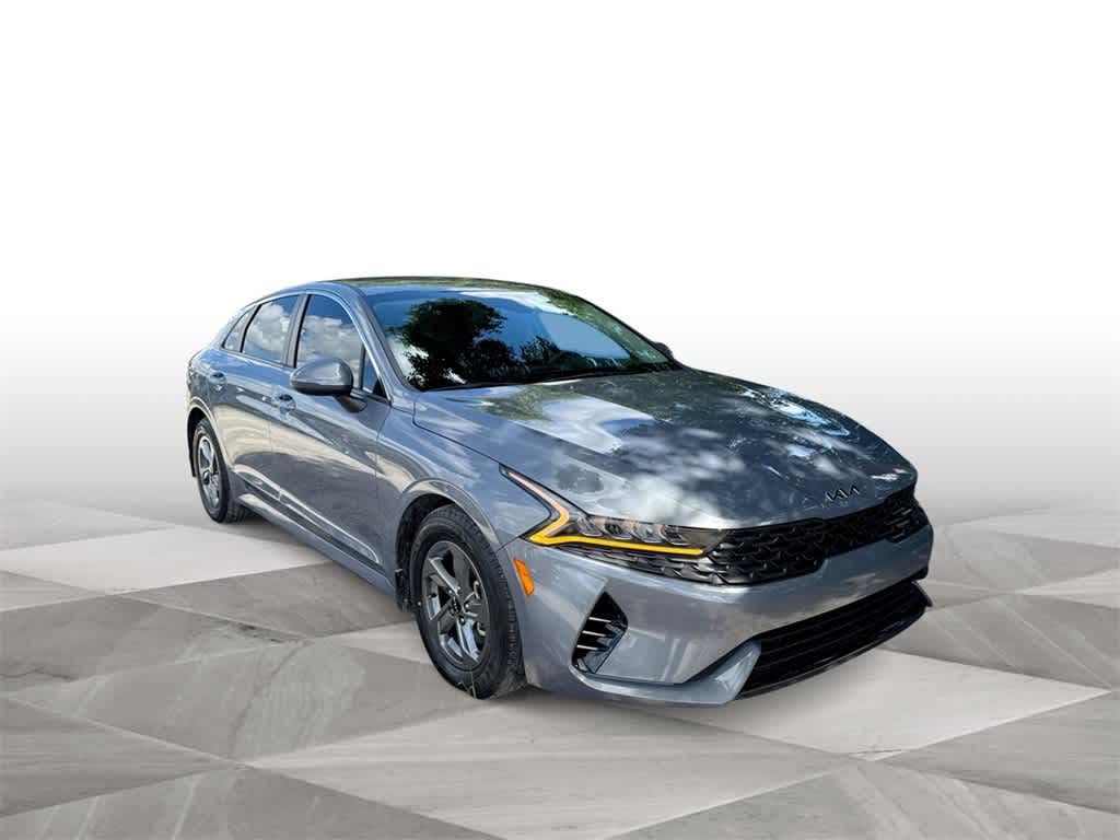 Thumbnail: 2023 Kia K5 - 2