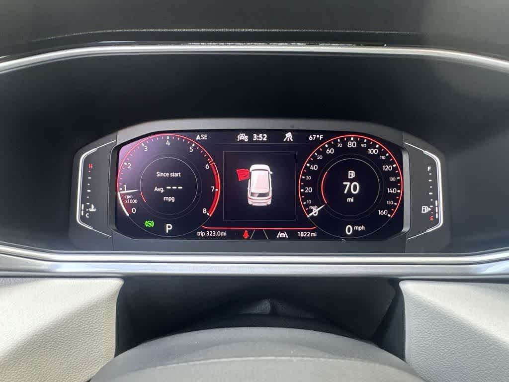 Thumbnail: 2025 Volkswagen Taos - 16