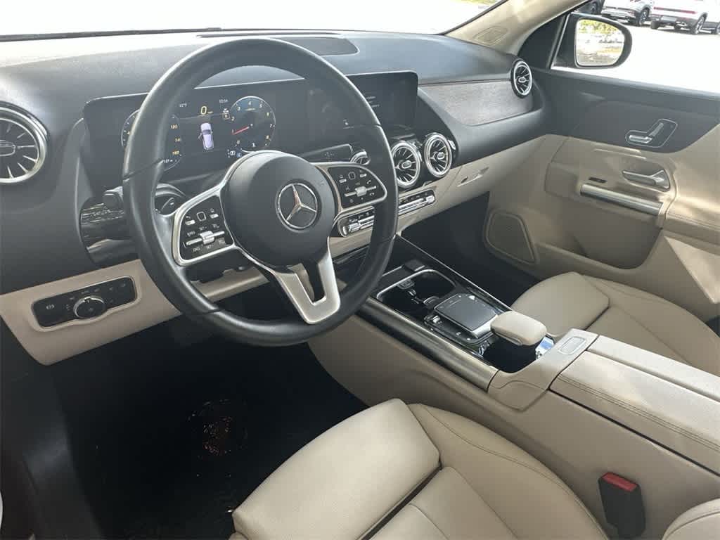 Thumbnail: 2023 Mercedes-Benz GLA - 13