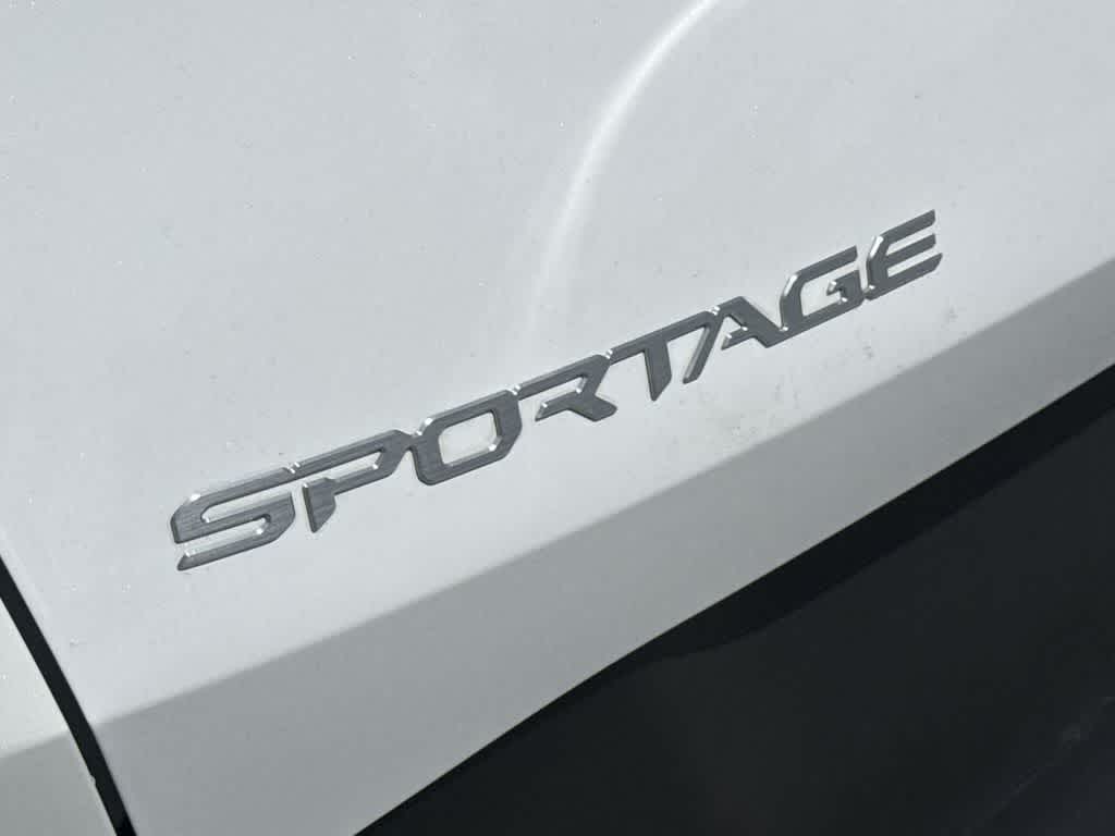 Thumbnail: 2024 Kia Sportage - 10