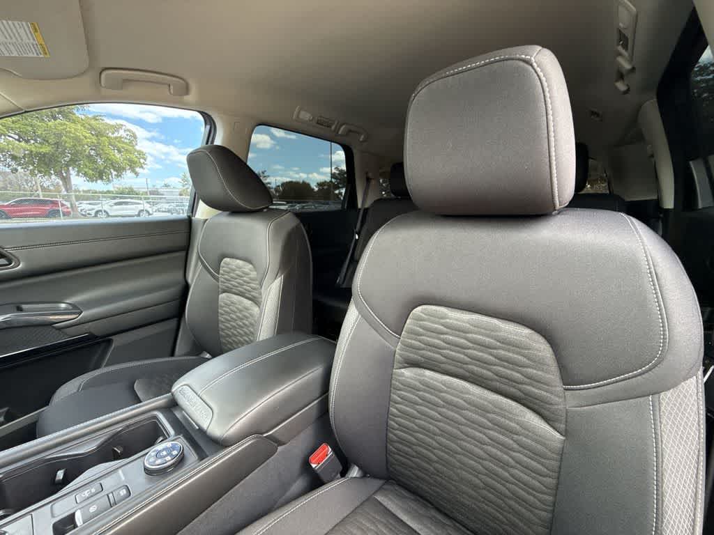 Thumbnail: 2024 Nissan Pathfinder - 14