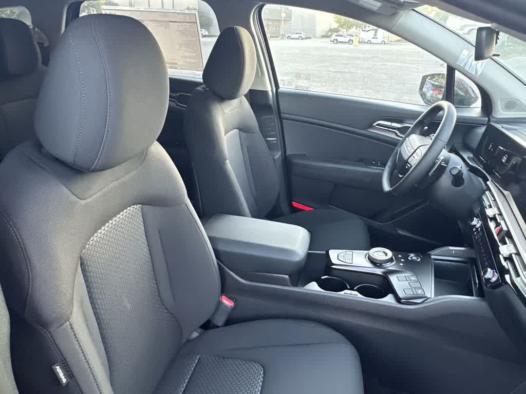 Thumbnail: 2026 Kia Sportage - 27