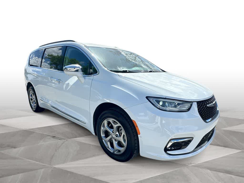 Thumbnail: 2022 Chrysler Pacifica - 2