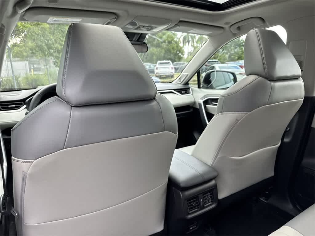 Thumbnail: 2024 Toyota RAV4 - 23