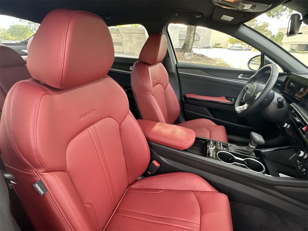 Thumbnail: 2026 Kia K5 - 27