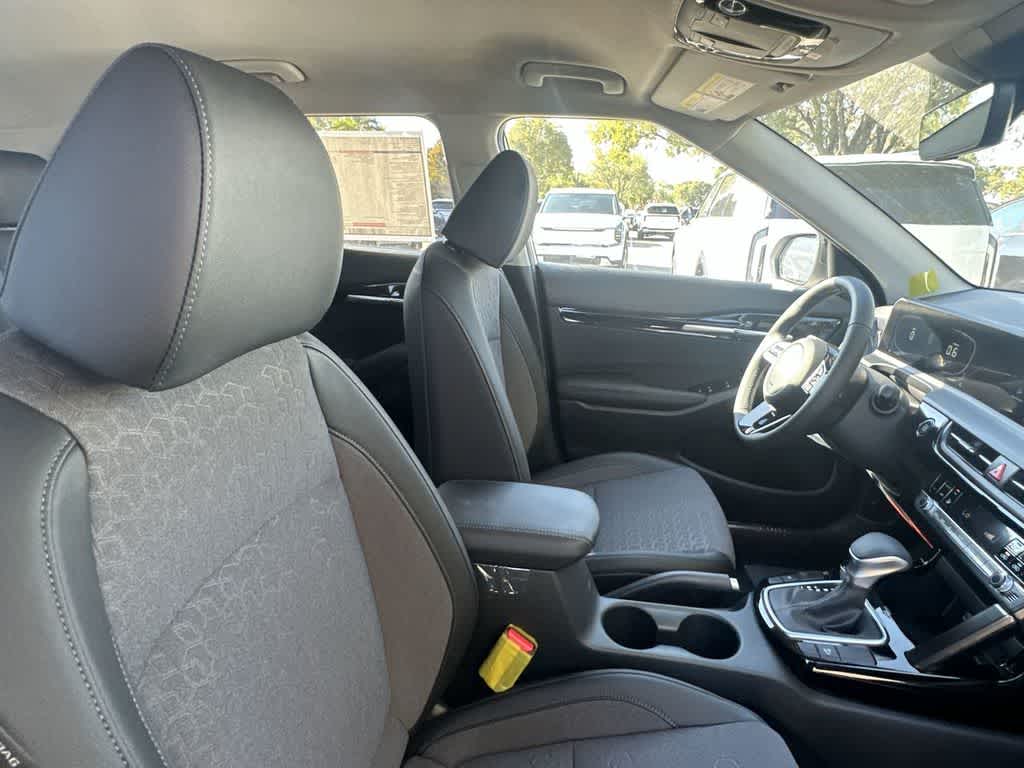 Thumbnail: 2026 Kia Seltos - 27