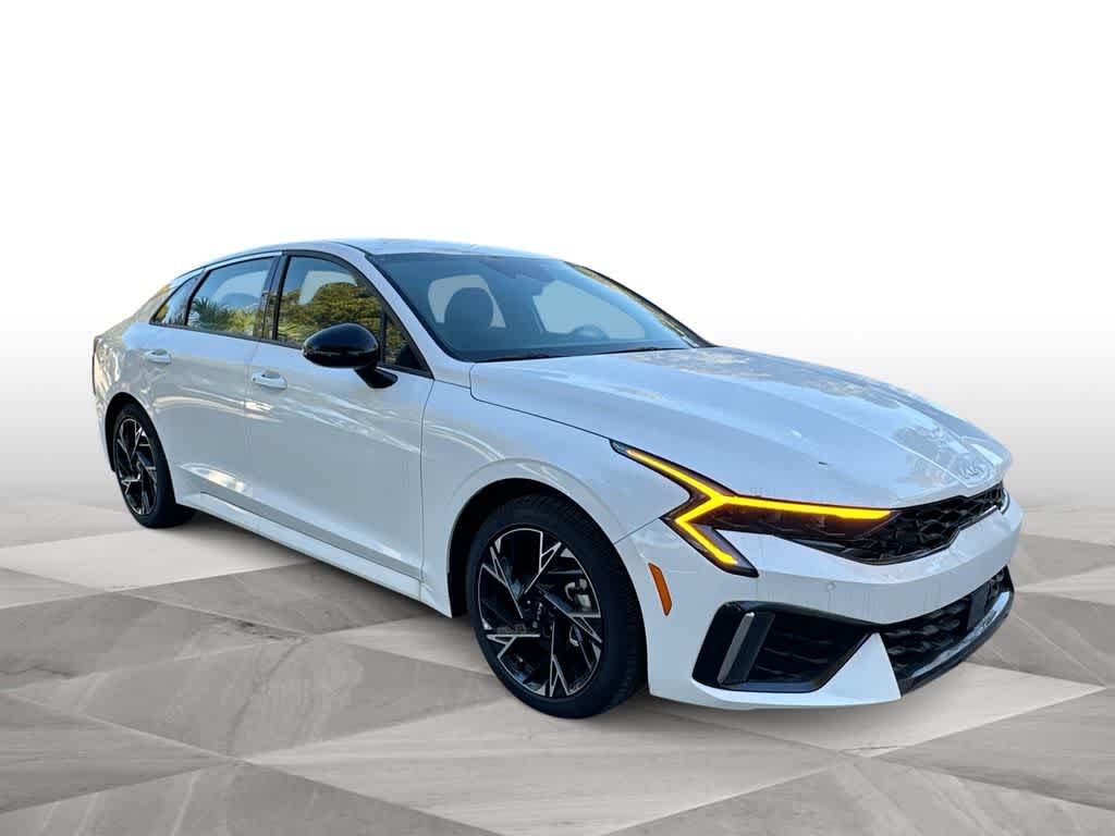 Thumbnail: 2025 Kia K5 - 2