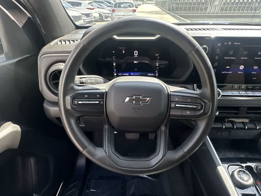 Thumbnail: 2023 Chevrolet Colorado - 15