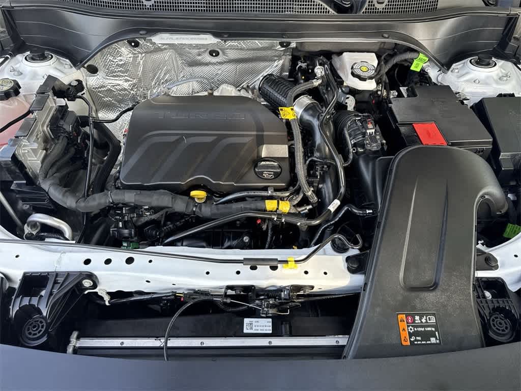 2025 Chevrolet Trax RS 12