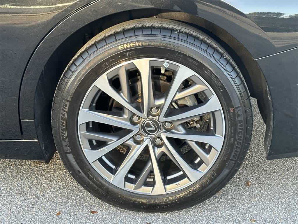 Thumbnail: 2023 Lexus ES - 11