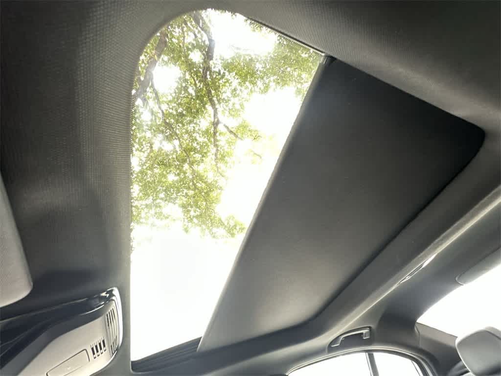 Thumbnail: 2025 BMW 3 Series - 17