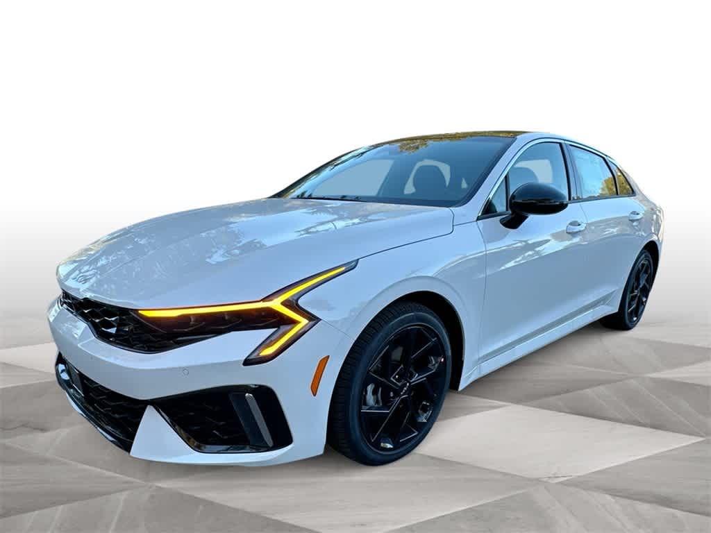 Thumbnail: 2026 Kia K5 - 4