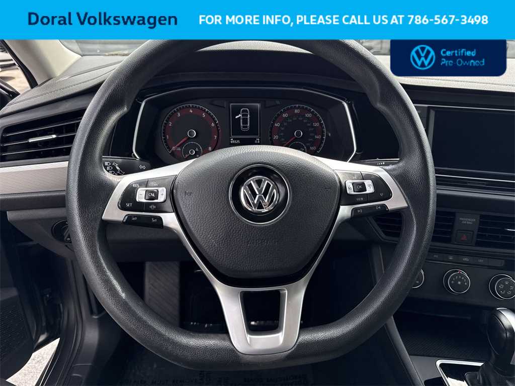Thumbnail: 2019 Volkswagen Jetta - 15