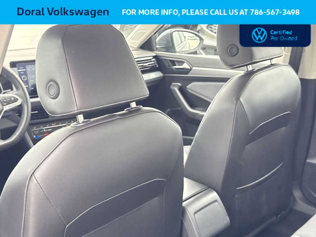 Thumbnail: 2025 Volkswagen Jetta - 23