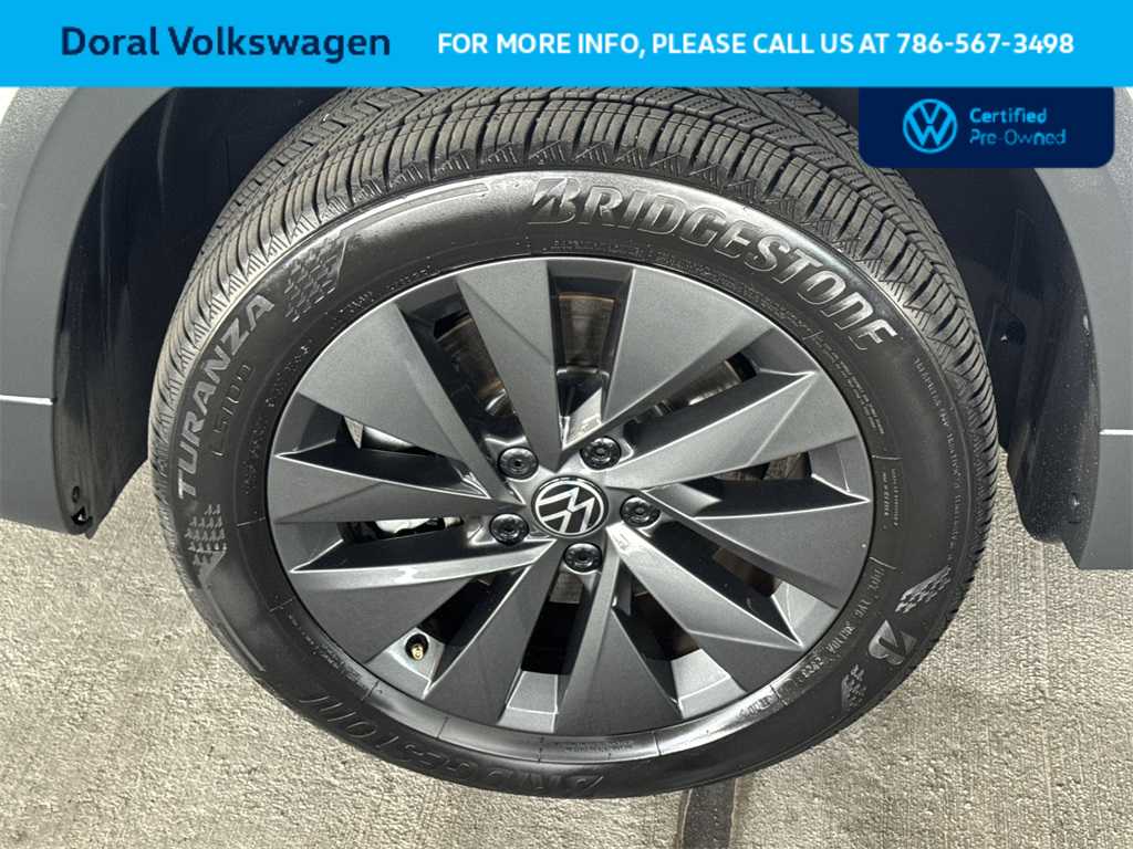 Thumbnail: 2023 Volkswagen Taos - 11