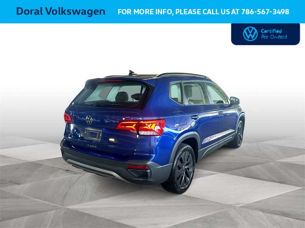Thumbnail: 2023 Volkswagen Taos - 8