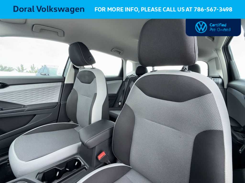 Thumbnail: 2024 Volkswagen Taos - 14